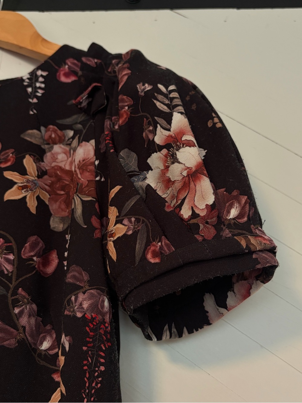 Floral Puff-Sleeve Midi Dress - Black with Pink Floral - Picture 3 of 6